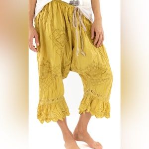 Magnolia Pearl European cotton embroidered Khloe bloomers NWTNW